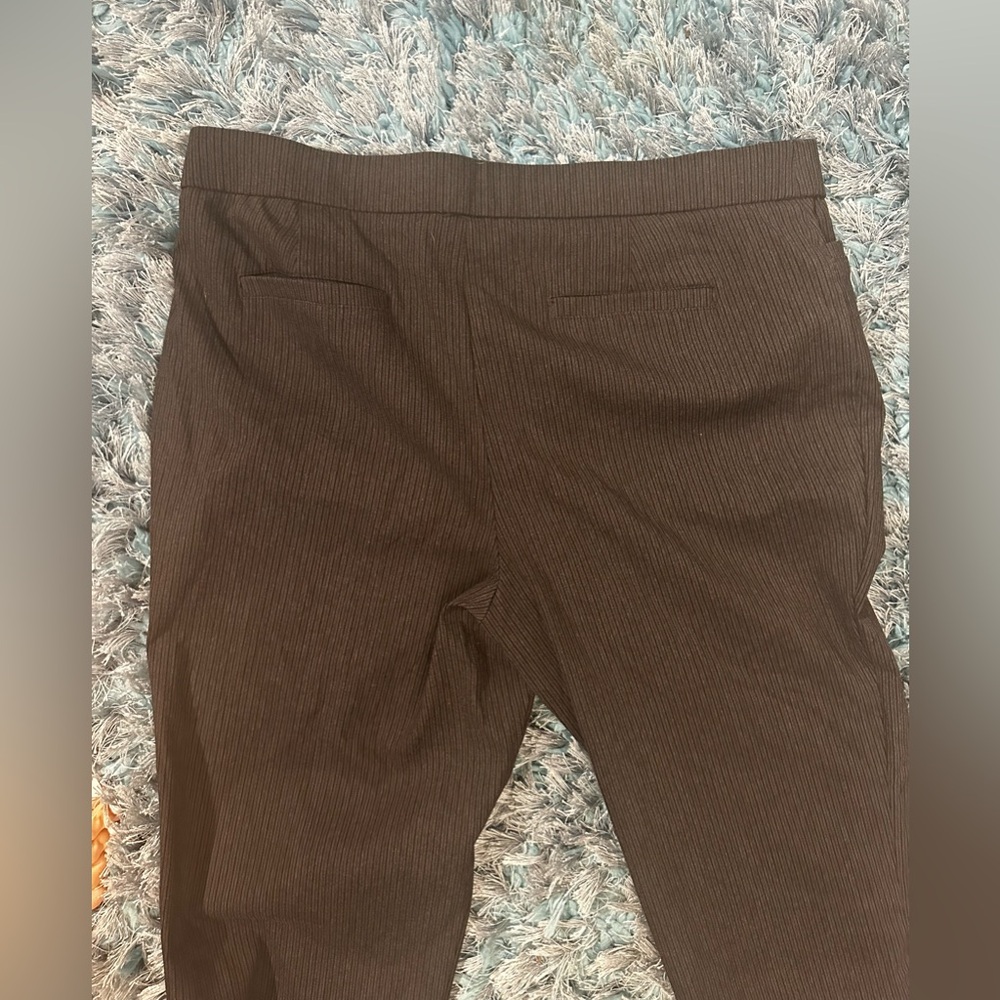 Women’s dress pants- apt.9 grey